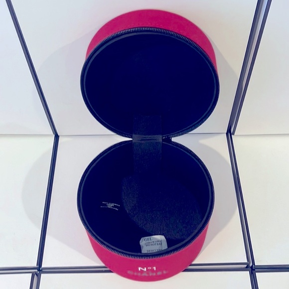 CHANEL N°1 DE CHANEL RED Makeup Case - Picture 4 of 8